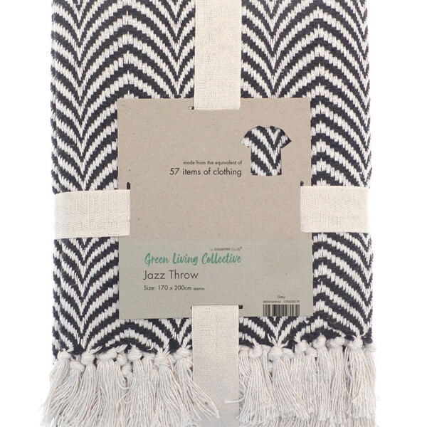 Recycled mixed-fabric throw Thumbnail